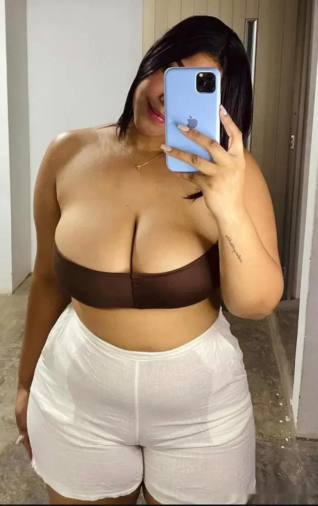 Escort latina curvy en Cáceres