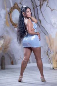 Escort latina curvy en Málaga