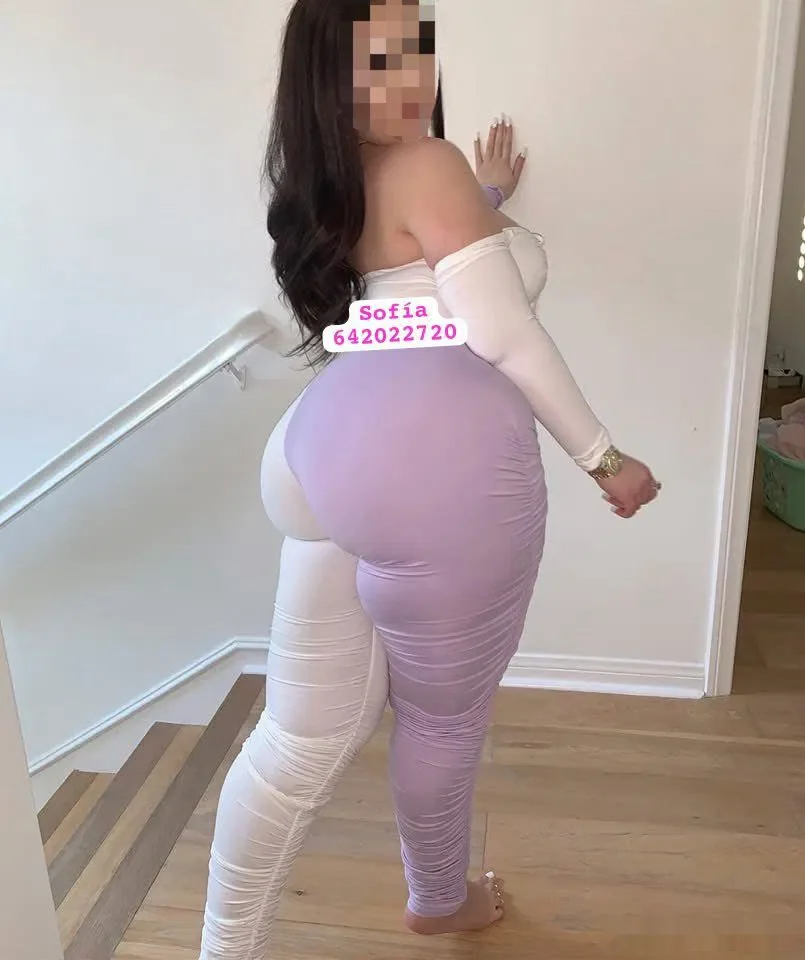 Escort latina curvy en Guadalajara