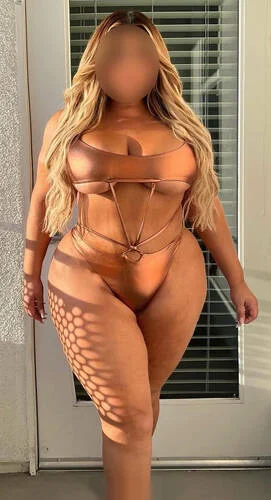 Escort latina curvy en Guadalajara