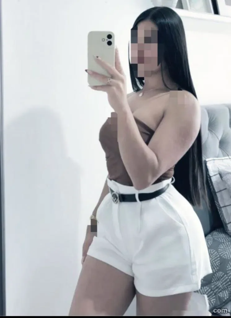 Escort latina curvy en Alicante