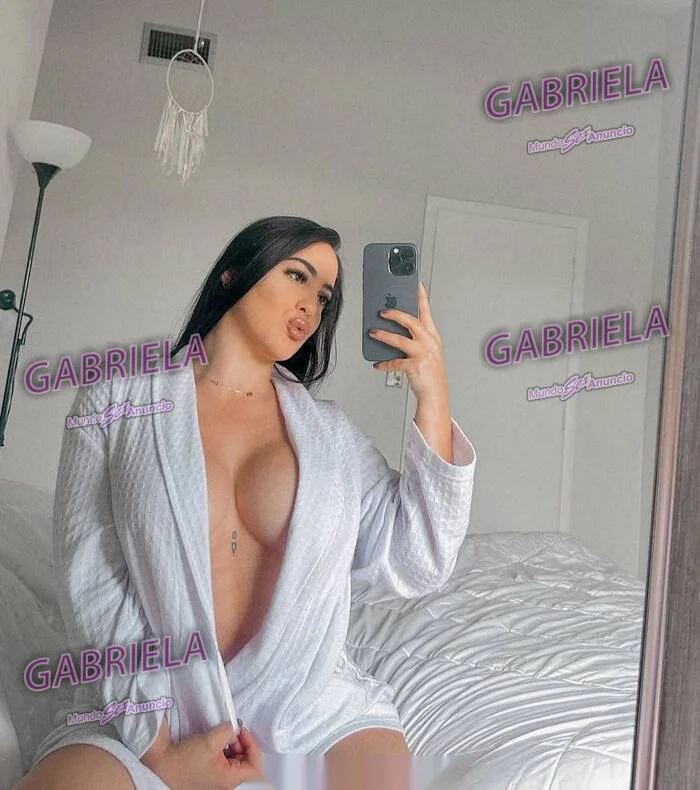 Escort latina curvy en Almería