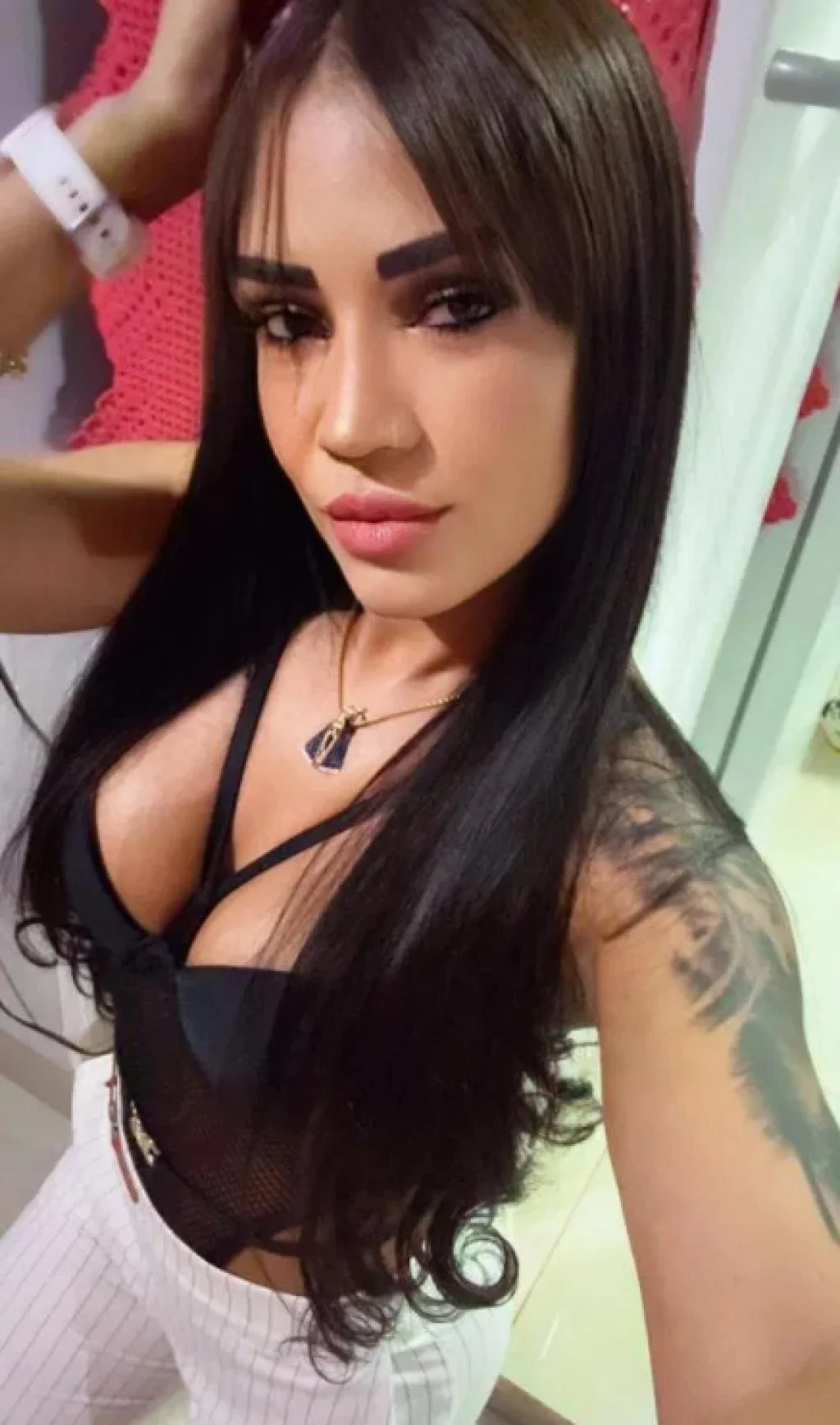 Escort latina curvy en Oviedo