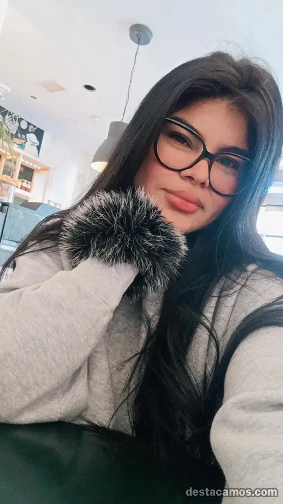 Escort latina curvy en Madrid