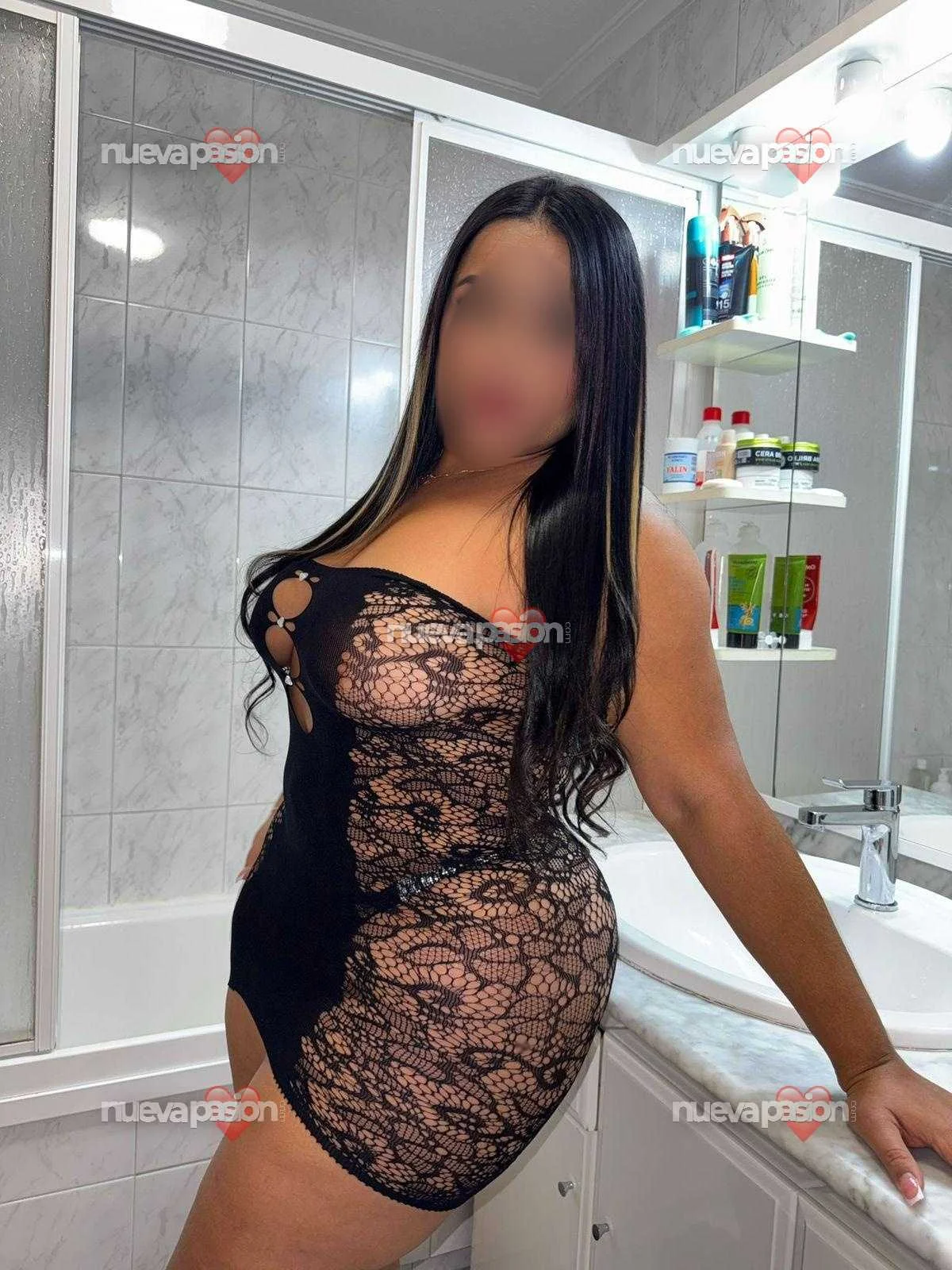 Escort latina curvy en Madrid