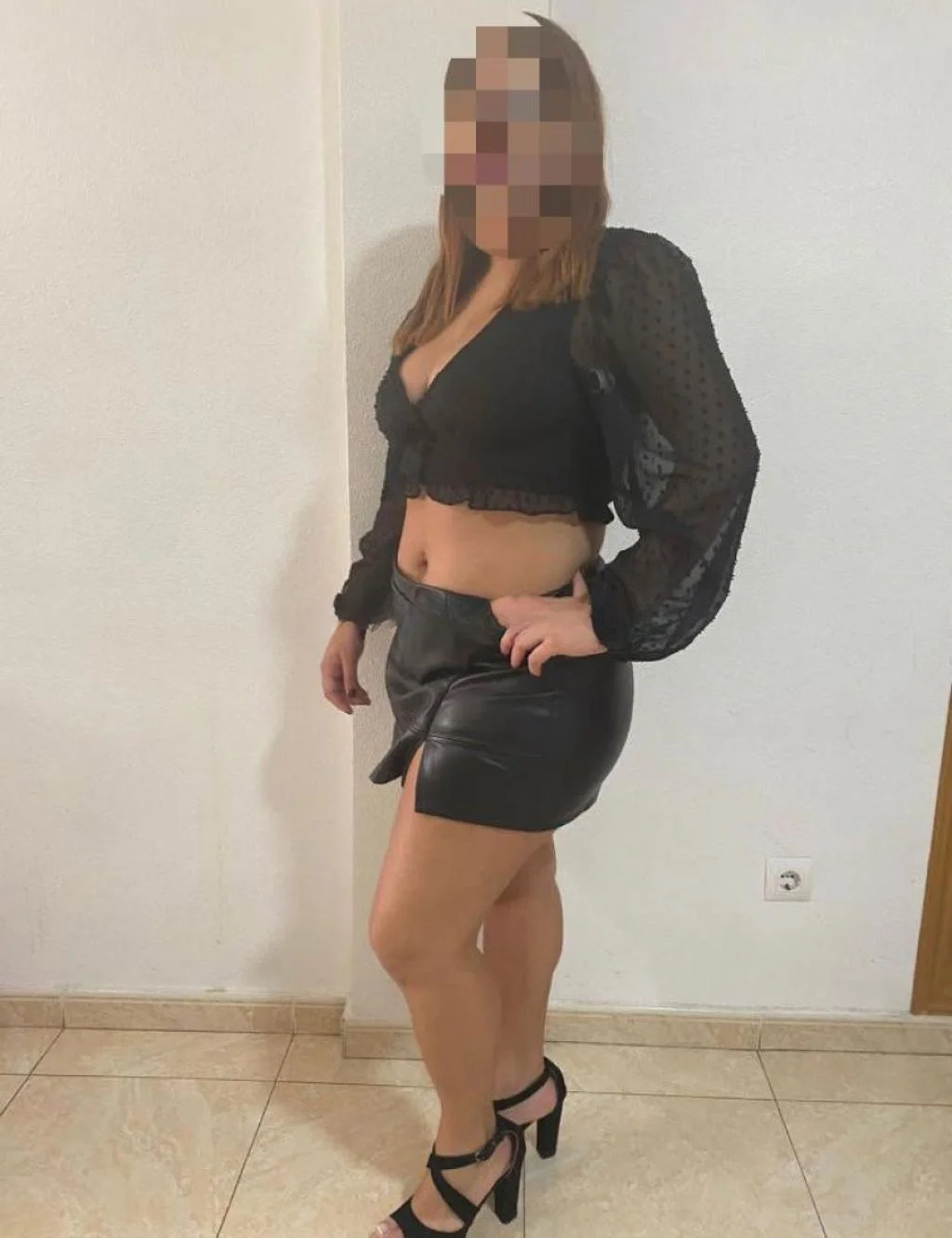 Escort latina curvy en Murcia
