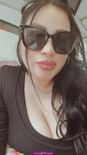 Escort latina curvy en Madrid