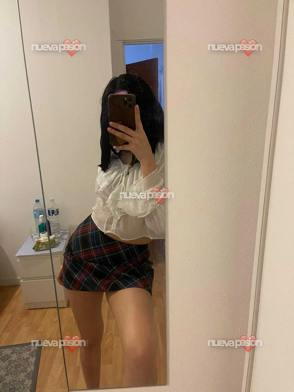 Escort latina delgada en Madrid