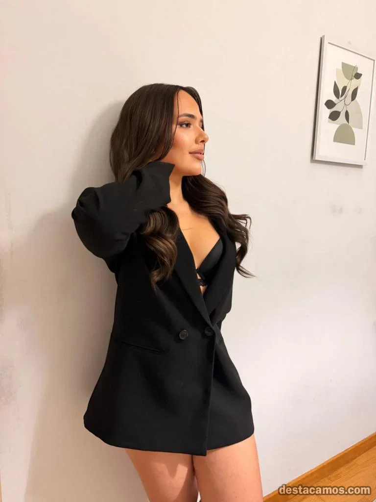 Escort latina curvy en Almería