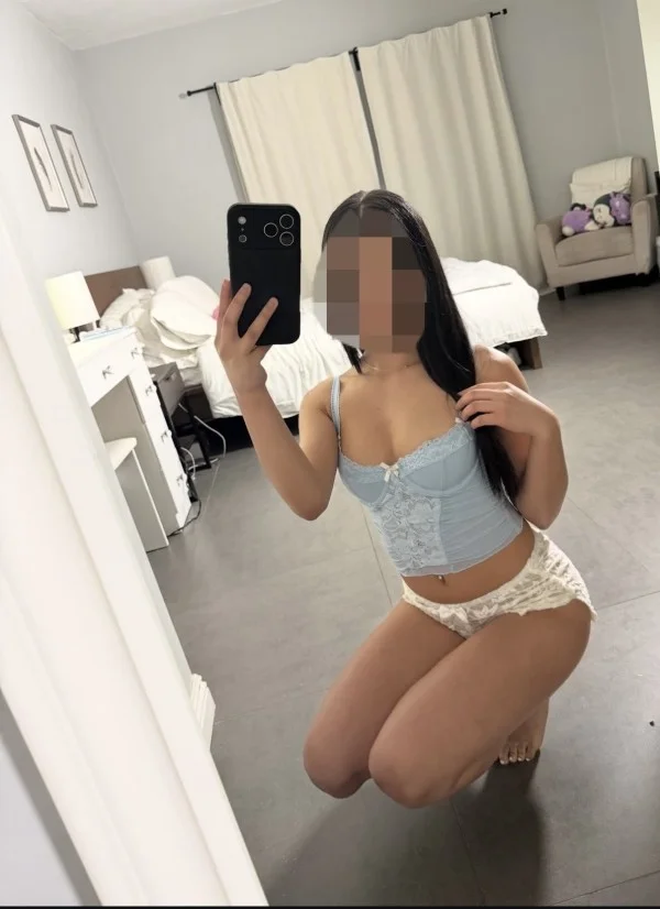 Escort latina curvy en Málaga