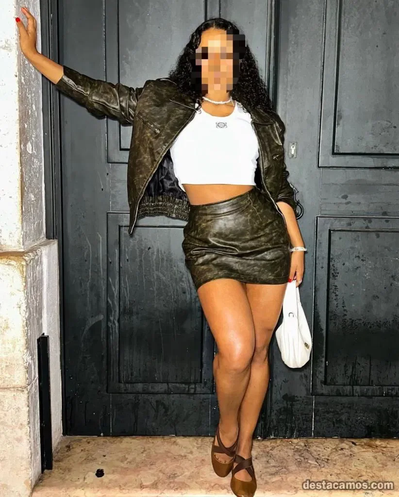 Escort latina curvy en La Coruña