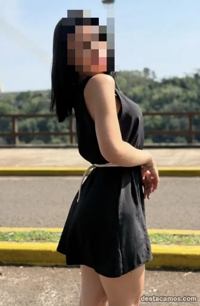 Escort latina delgada en Badajoz