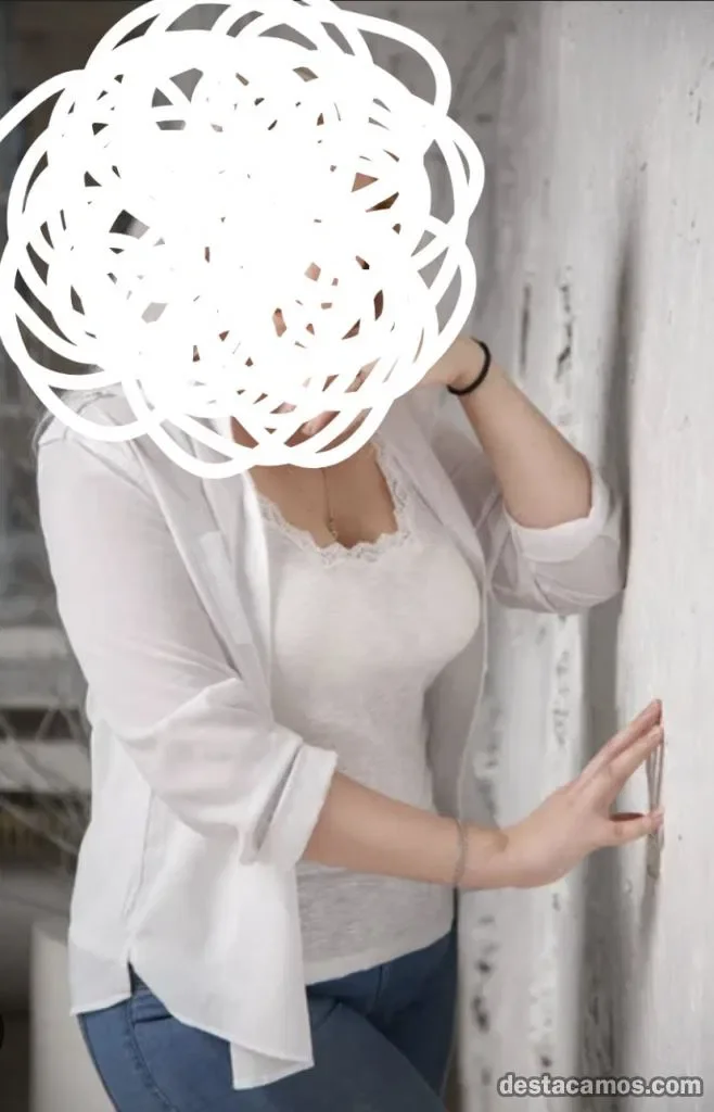 Escort latina curvy en León