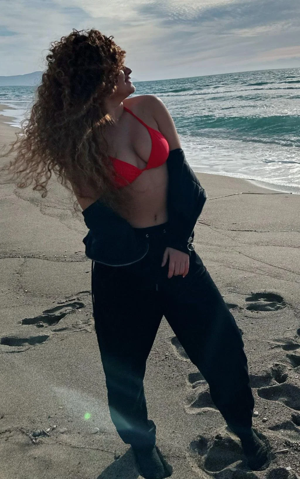 Escort latina curvy en Alicante