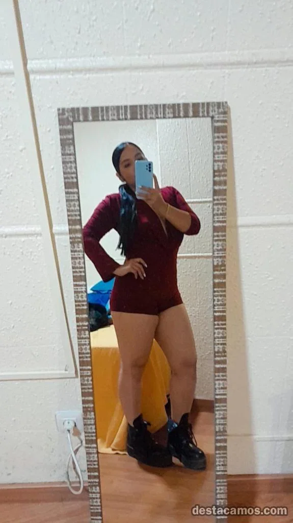 Escort latina curvy en Cáceres