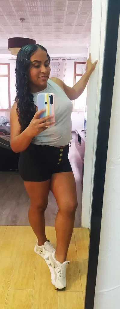 Escort latina curvy en Alicante