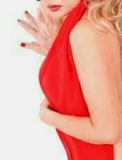 Escort blanca delgada en Melilla