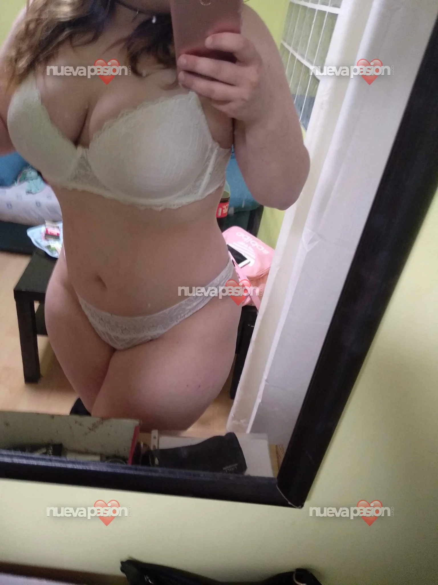 Escort latina curvy en Madrid