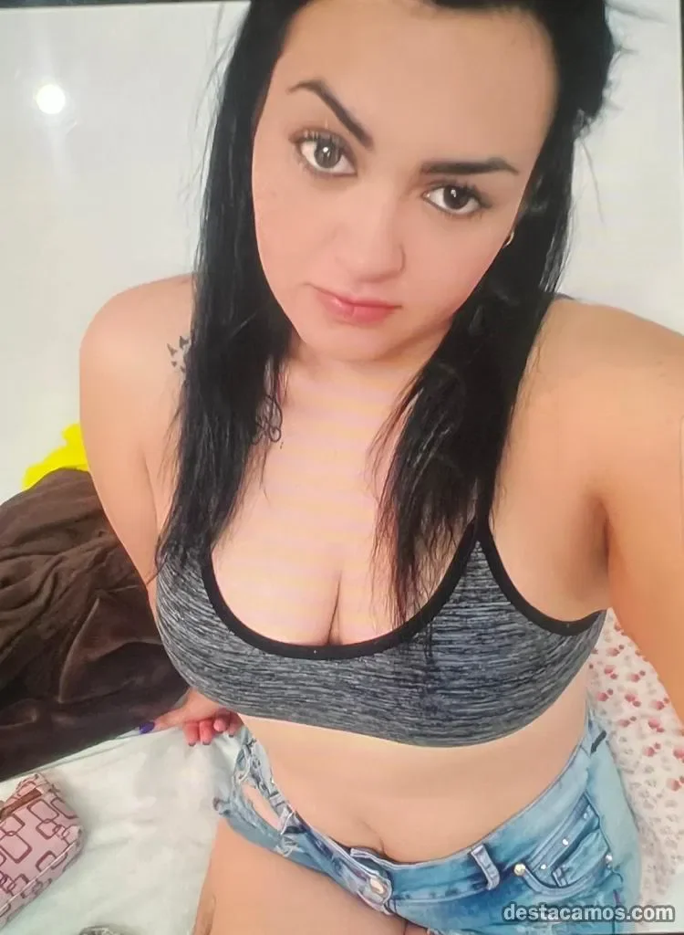Escort latina curvy en Granada