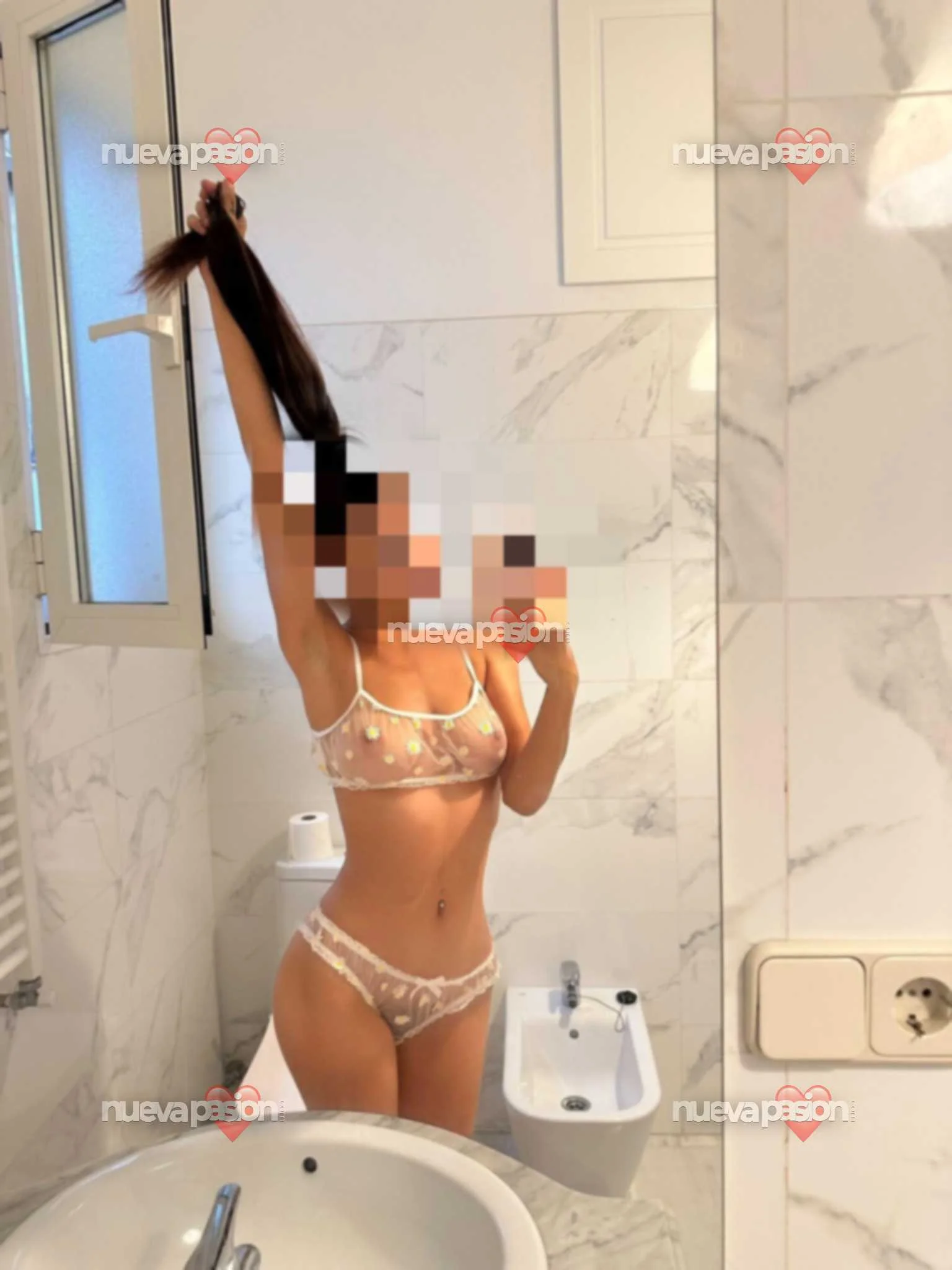 Escort latina curvy en Madrid