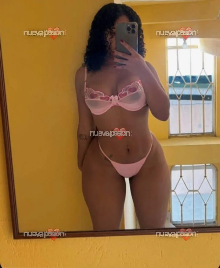 Escort latina curvy en Cuenca