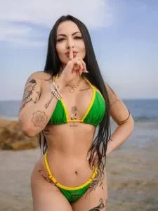 Escort latina curvy en Alicante