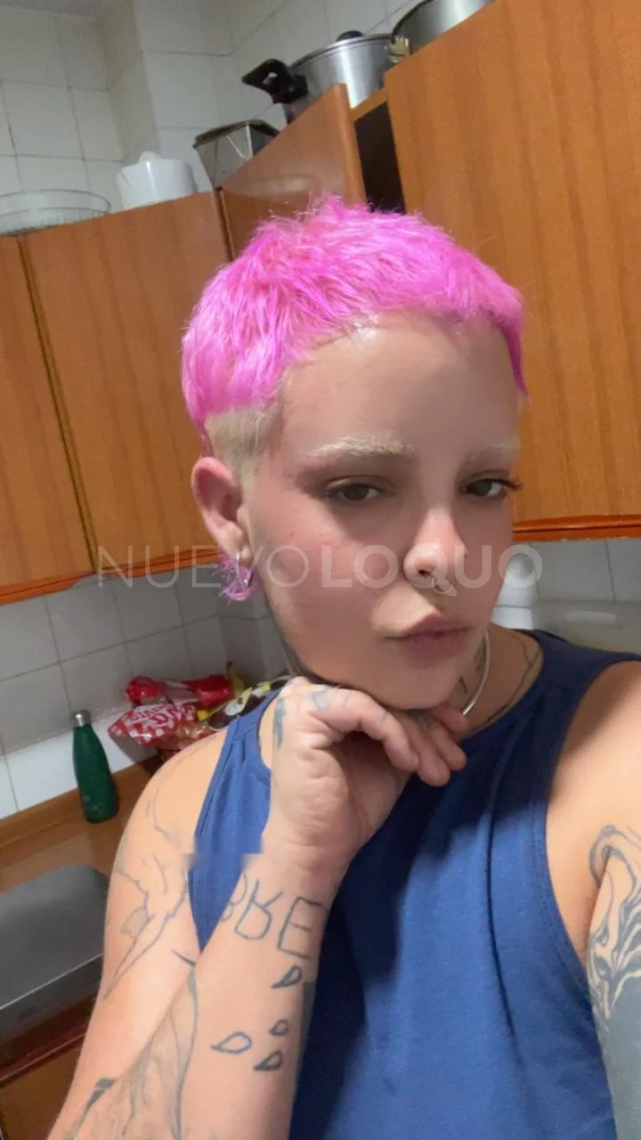 Escort latina delgada en Madrid