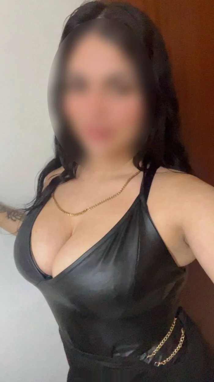 Escort latina curvy en Mérida