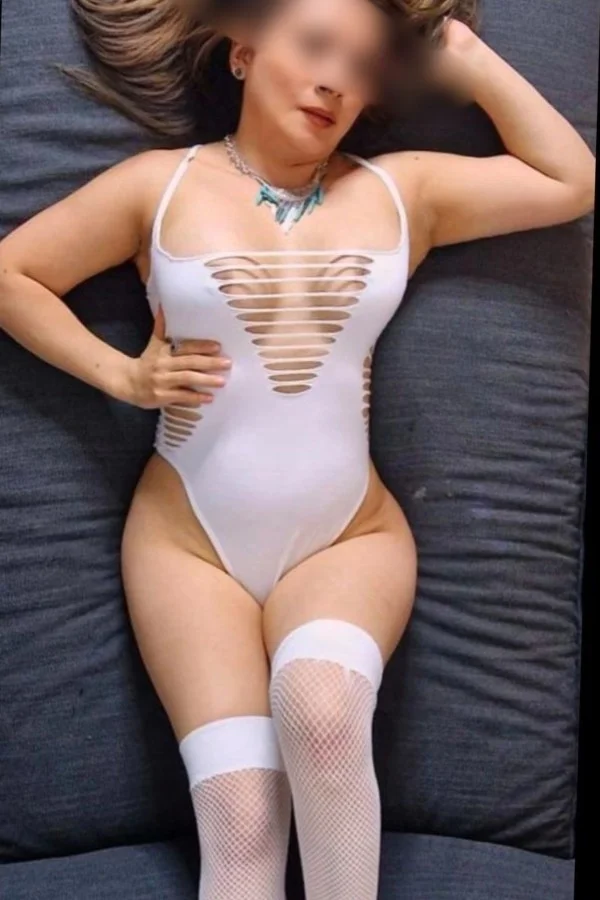 Escort latina curvy en Alcalá de Henares
