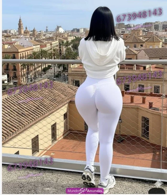 Escort latina curvy en Vélez Málaga