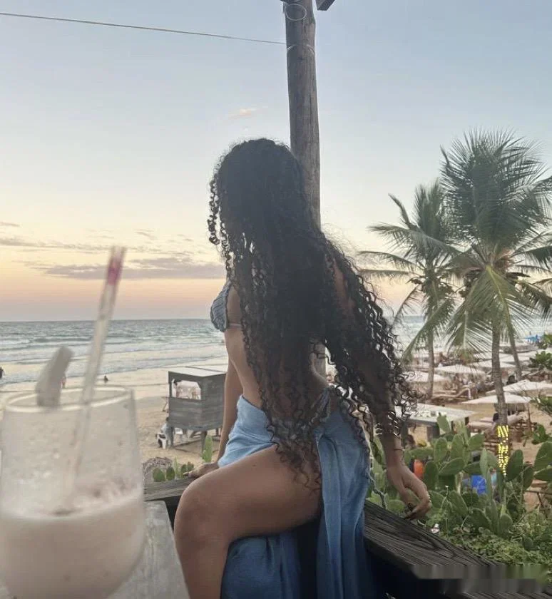 Escort latina curvy en Toledo