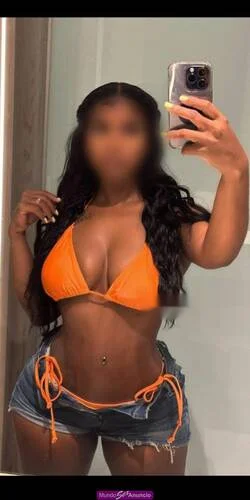 Escort latina curvy en Jaén