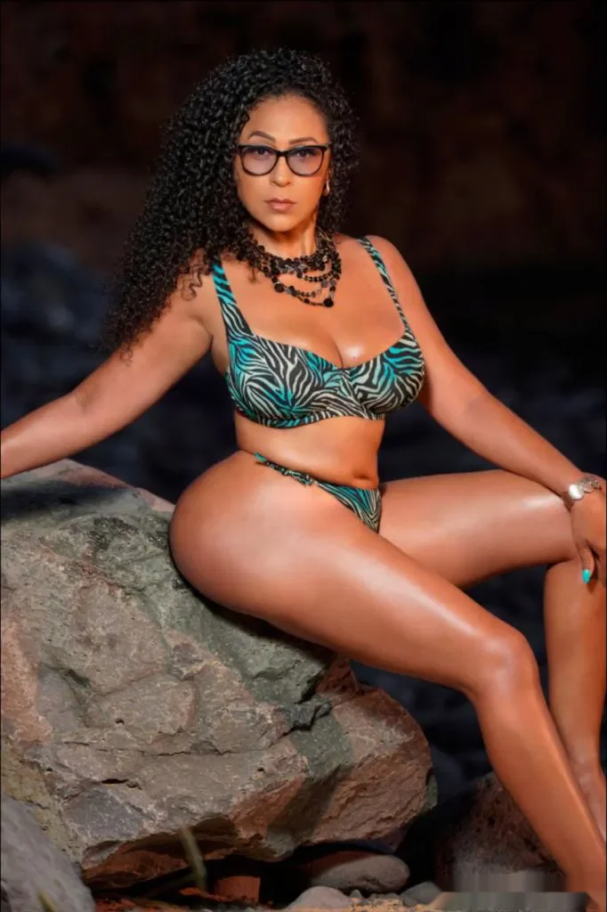 Escort mulata curvy en Santa Cruz de Tenerife