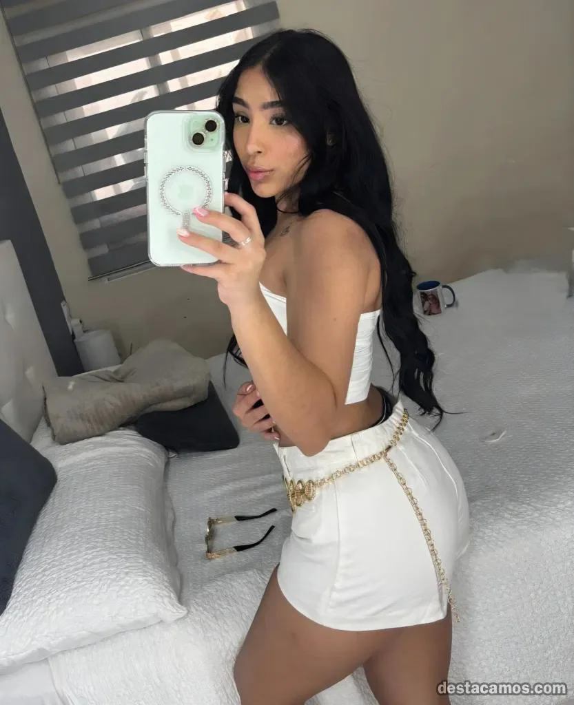 Escort latina curvy en Madrid