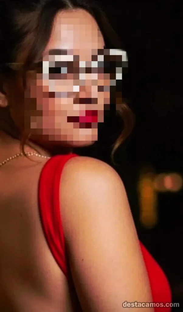 Escort latina curvy en Cádiz