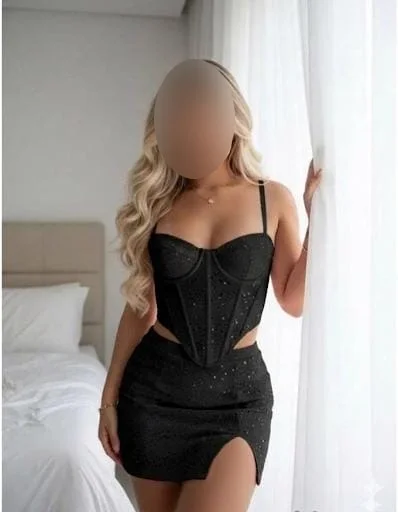 Escort latina curvy en Benalmádena