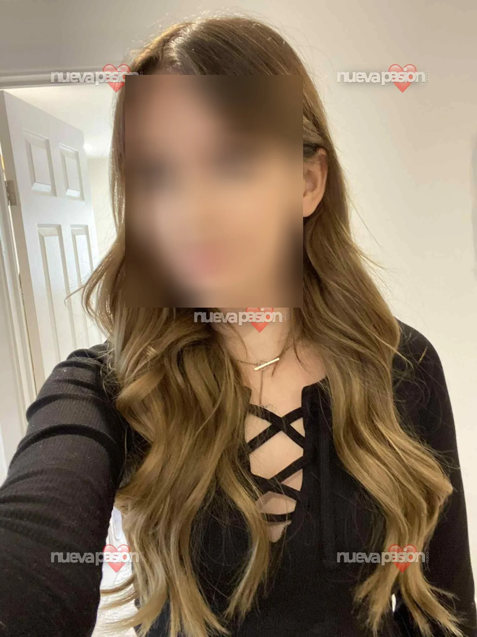 Escort latina delgada en Valladolid
