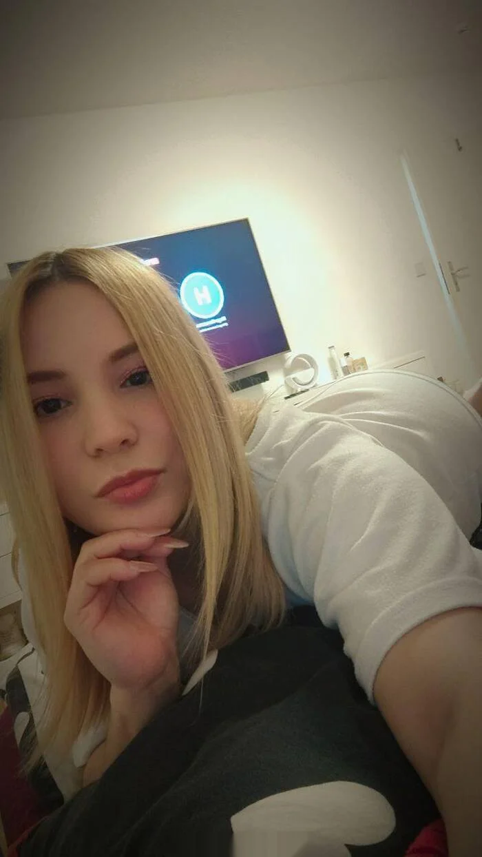 Escort blanca delgada en Madrid