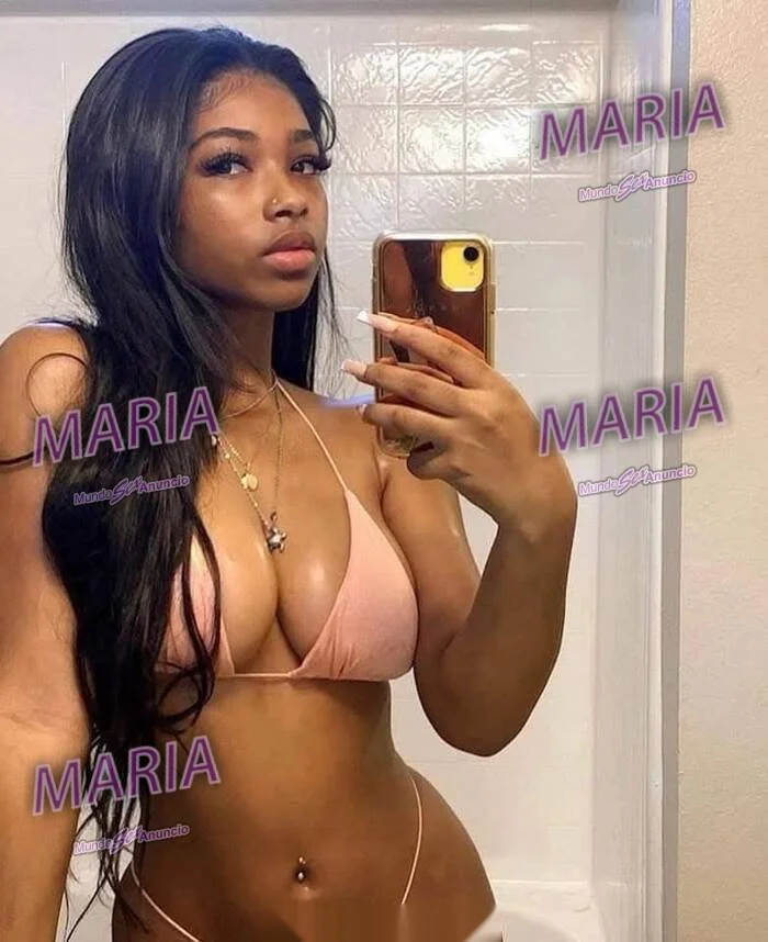 Escort mulata curvy en Benalmádena