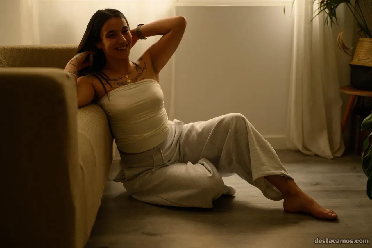 Escort latina curvy en Valencia