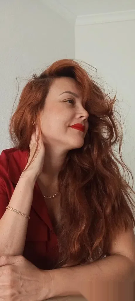 Escort latina curvy en Cádiz