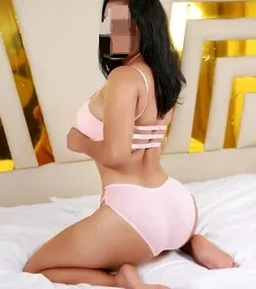 Escort latina curvy en Madrid