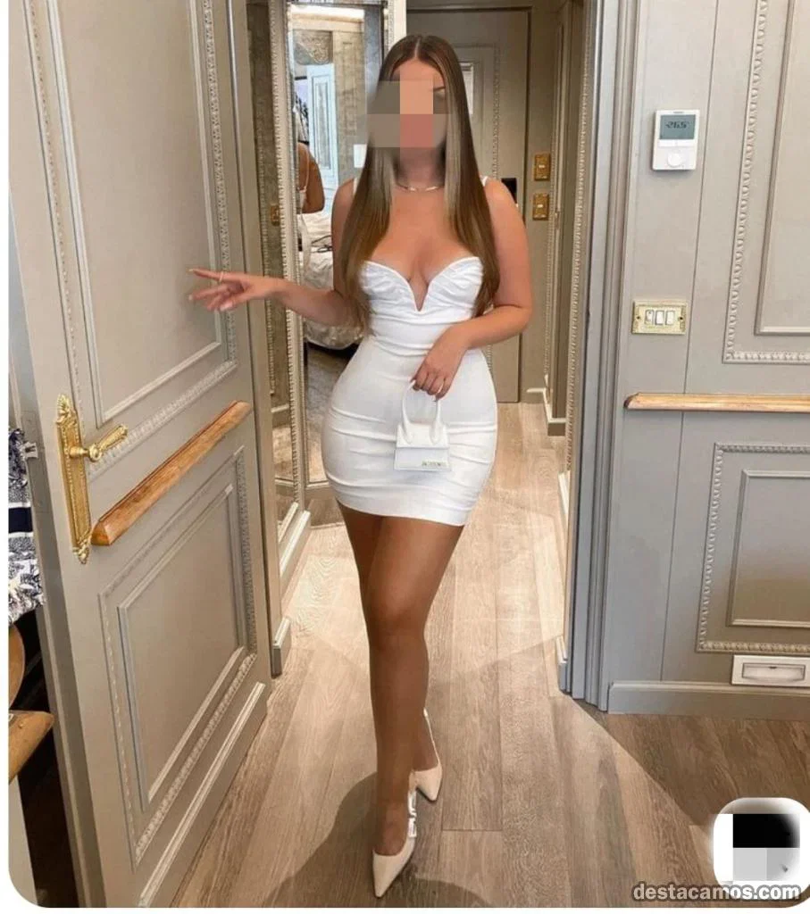 Escort latina curvy en Cantabrana