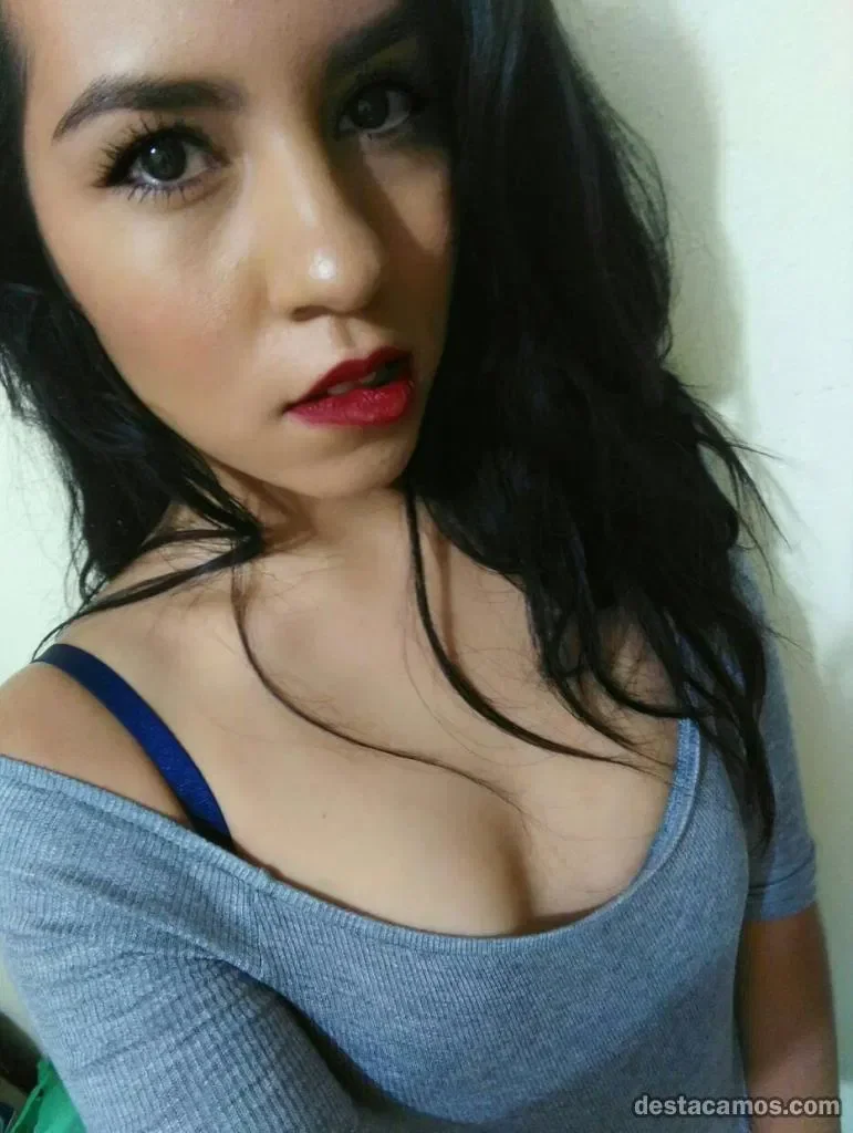 Escort latina curvy en Cantabrana