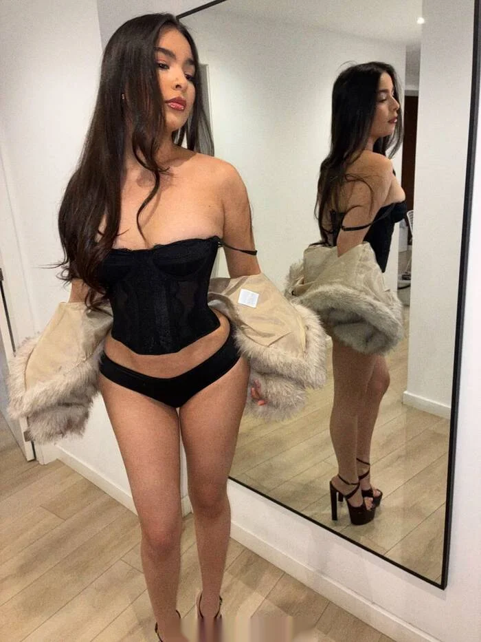 Escort latina curvy en Calella