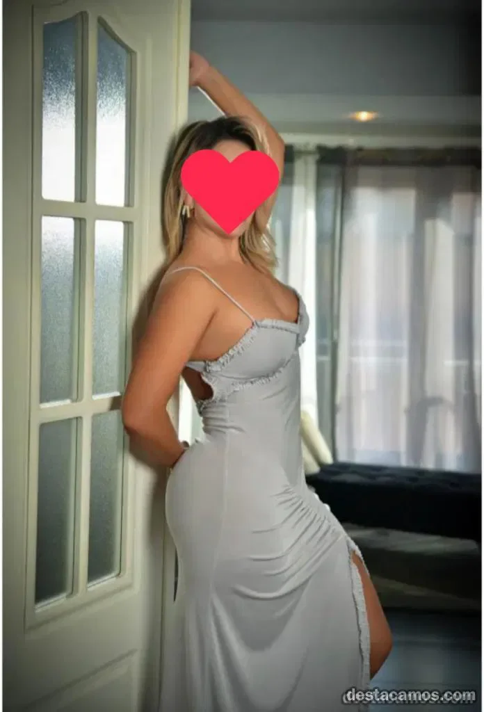 Escort latina curvy en Sevilla
