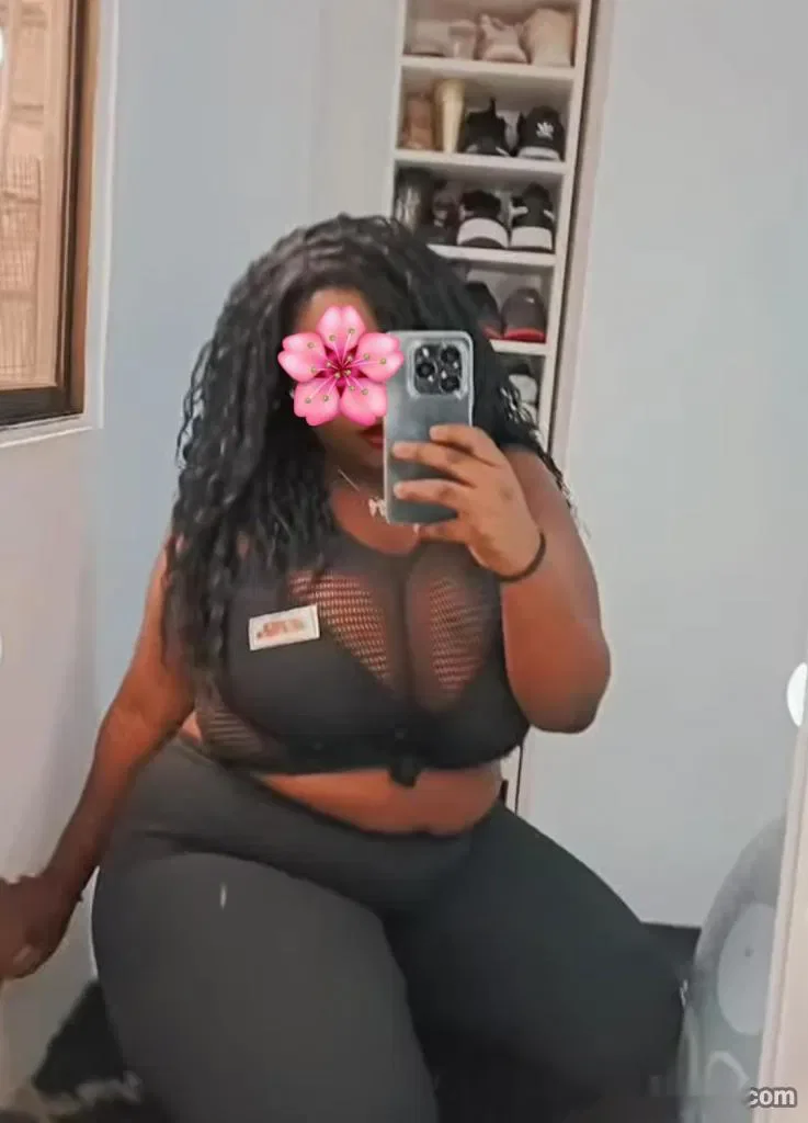 Escort mulata curvy en Las Palmas de Gran Canaria