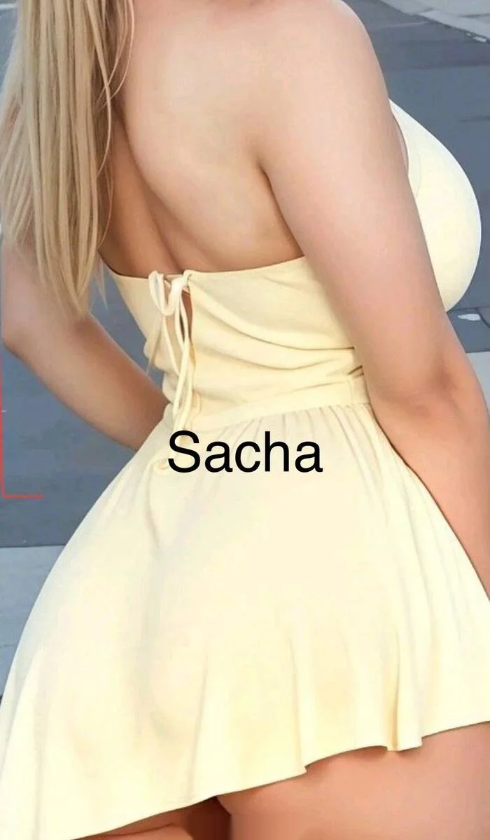 Escort blanca curvy en Estepona
