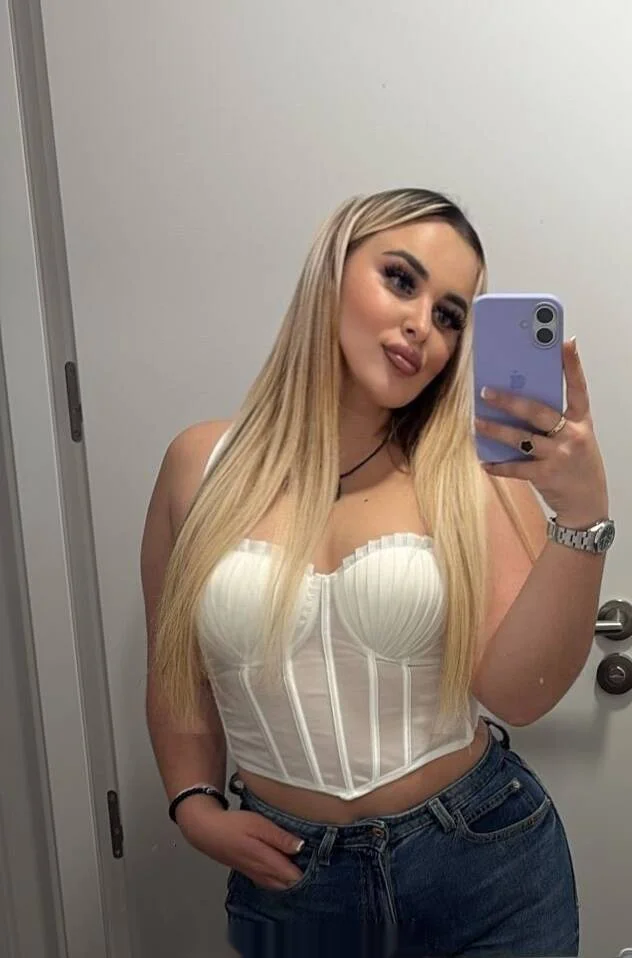 Escort latina curvy en Algeciras
