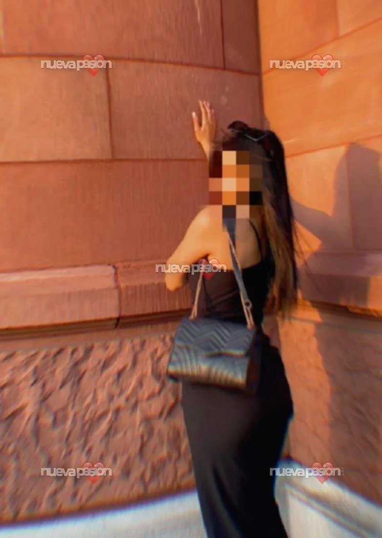 Escort árabe curvy en Roquetas de Mar